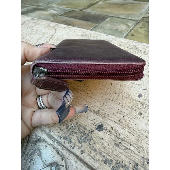 CHANEL CAMELLIA PURPLE LEATHER LONG ZIPPY WALLET - Picture 8 of 8